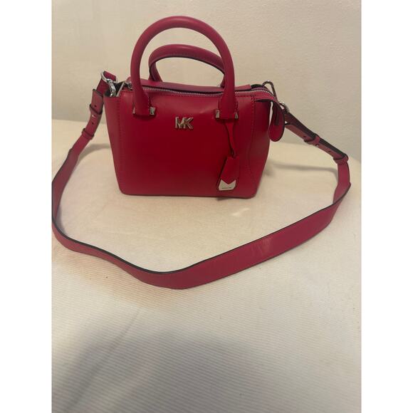 Michael Michael Kors NOLITA MINI MESSENGER excellent condition NWOT - Picture 9 of 15